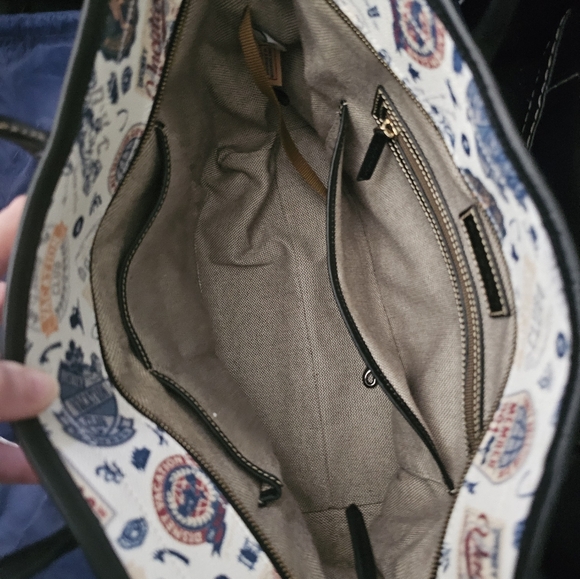 Dooney and Bourke Exclusive Disney Vacation Club Large Tote with dust bag - Picture 6 of 8